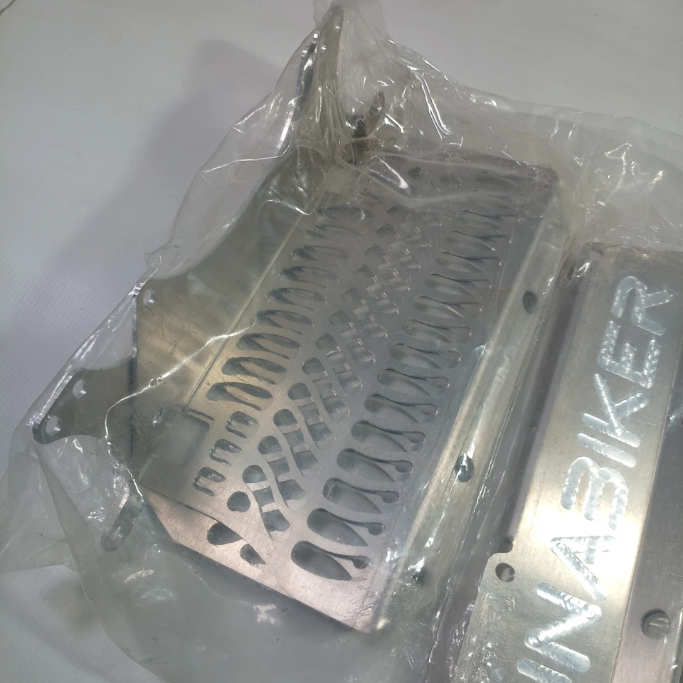 PROTECTOR RADIADOR UNABIKER Para 03-23 YZ125 / 21-23 YZ125X Aluminio Cepillado Foto 3 de 4
