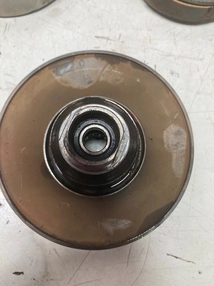 15 Honda NCH 50 NCH50 Metropolitan Scooter rear back secondary clutch pulley - Image 4 of 4