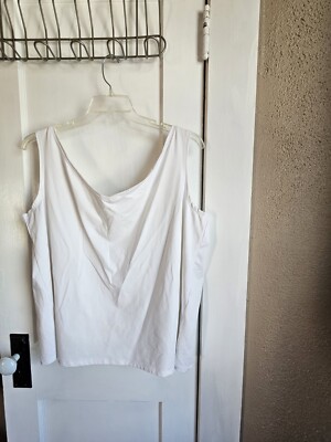 venue tank tops women Size 26/28 : rip it out and go , white