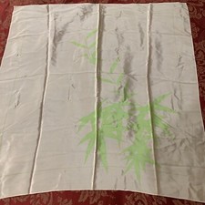 VINTAGE UNBRANDED PALE PINK PALM LEAF SQUARE 100 SILK SCARF 30"