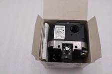 NEW KROM SCHRODER DG10U-3N 84447315 GAS PRESSURE SWITCH STOCK H845