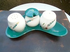 VINTAGE,BOURNE DENBY GR&Uuml;N WEIZENMUSTER KRUZIFIX SET
