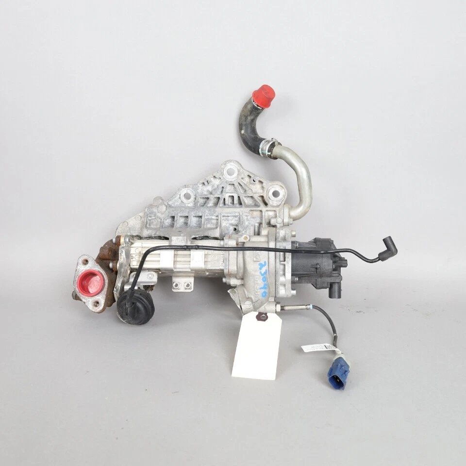 Ram 1500 Jeep Grand Cherokee 3.0 14-18 diésel enfriador EGR 68445601AA OEM usado Foto 3 de 4