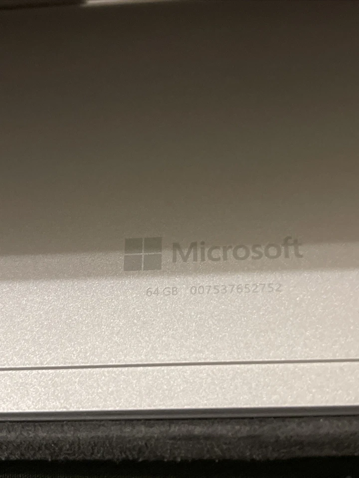Microsoft Surface 3 Tablet Intel Atom X7-Z8700 Win 10 PRO 4GB RAM 64 - Image 4 of 4