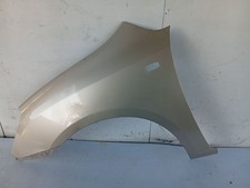 663111D050 KOTFLÜGEL VORNE LINKS / 2022006 FÜR KIA CARENS UN *