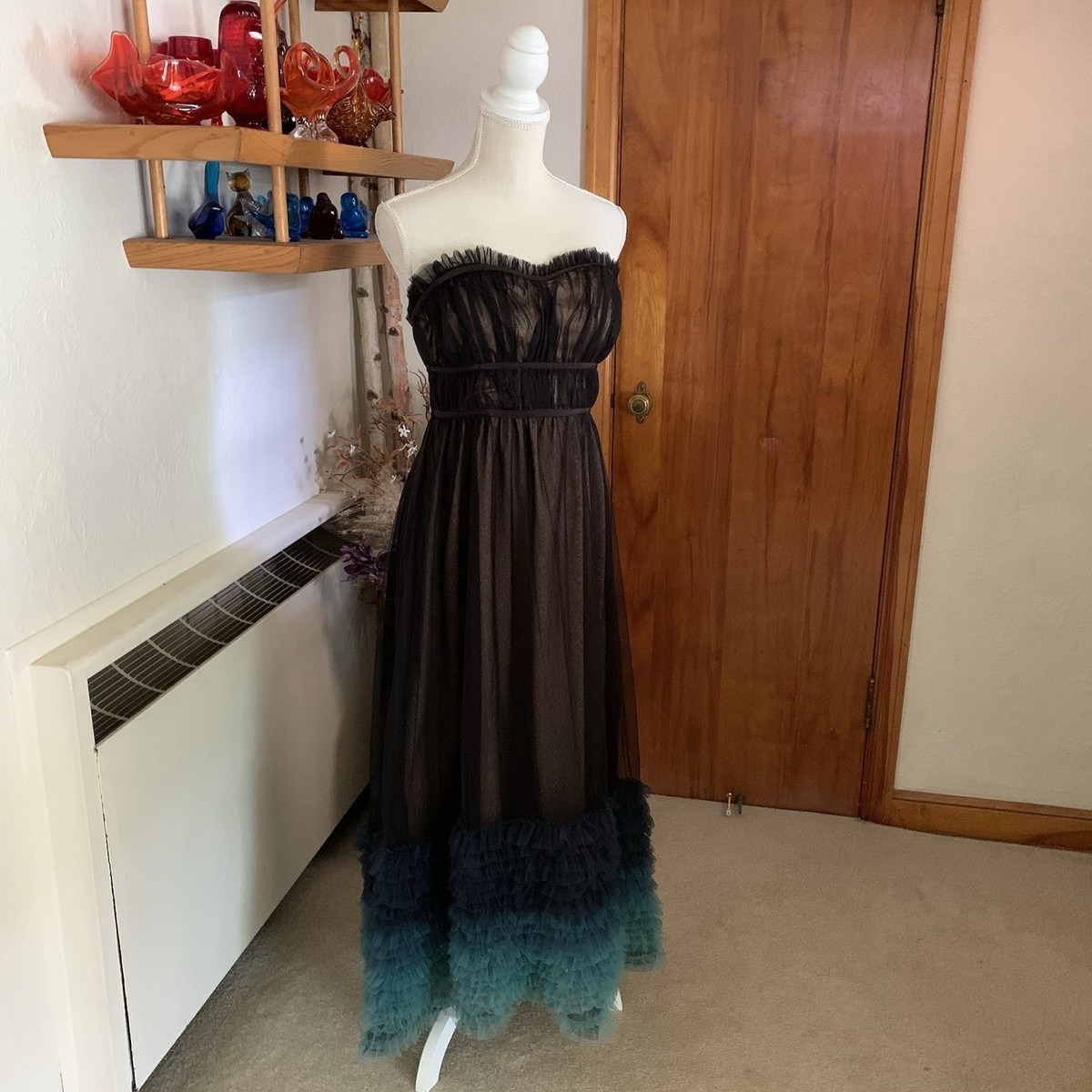 anthropologie black strapless dress Tulle Ombré Teal Ruffle Hem Size 8 NWT $248 Band Size:38 Strapless Gauze Maxi Dress color:coti-dress-lilac-rose-khaki-w-lace swatch:https://cdn.shopify.com/s/files/1/1444/3082/products/COTI-DRESS-LILAC-ROSE-KHAKI-594282D_106x106.jpg?v=1592312425 Open Front Black Leather
