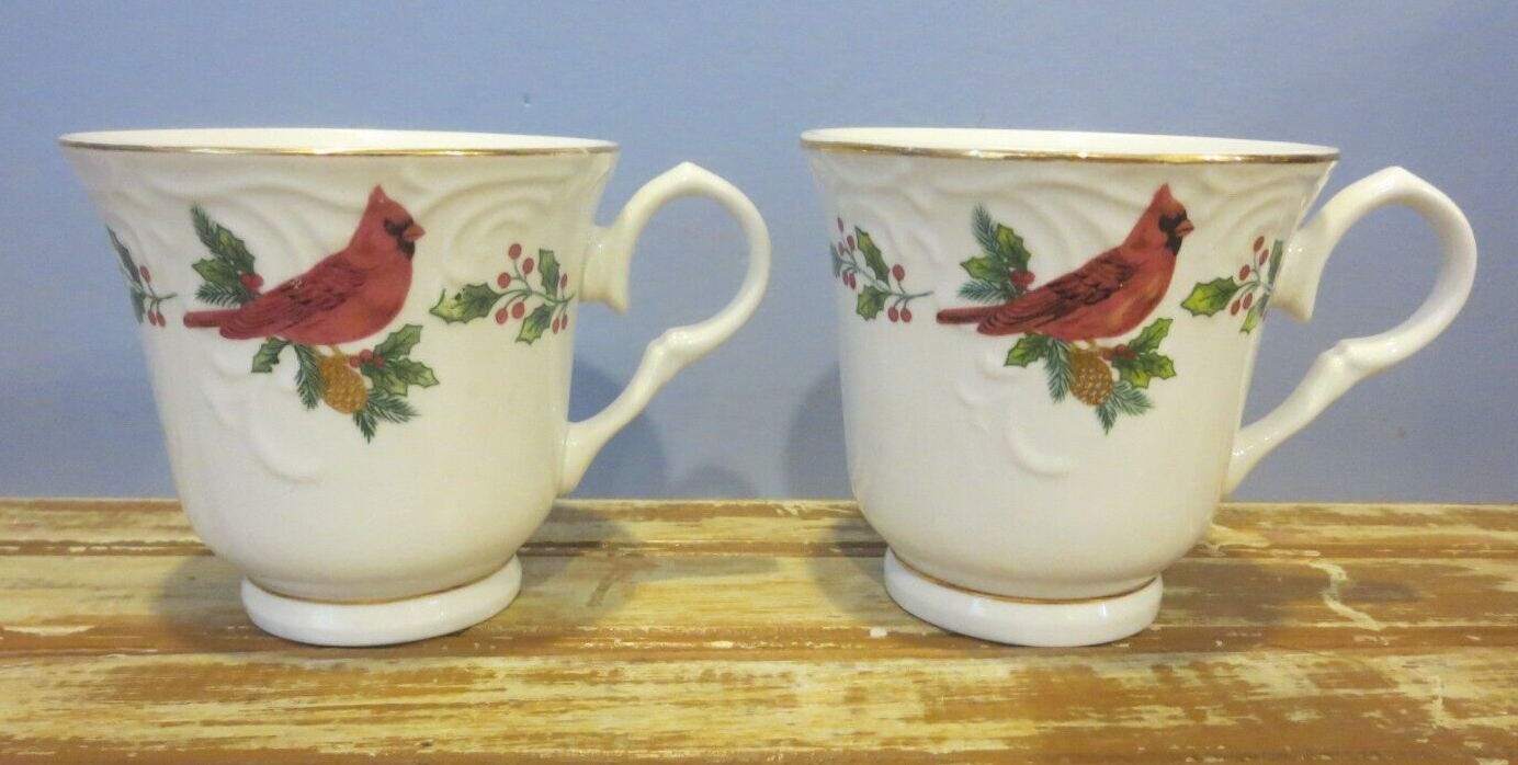 Lot of 7 Gibson Cardinal, Blue Jay, Chickadee, Goldfinch & Holly Gold