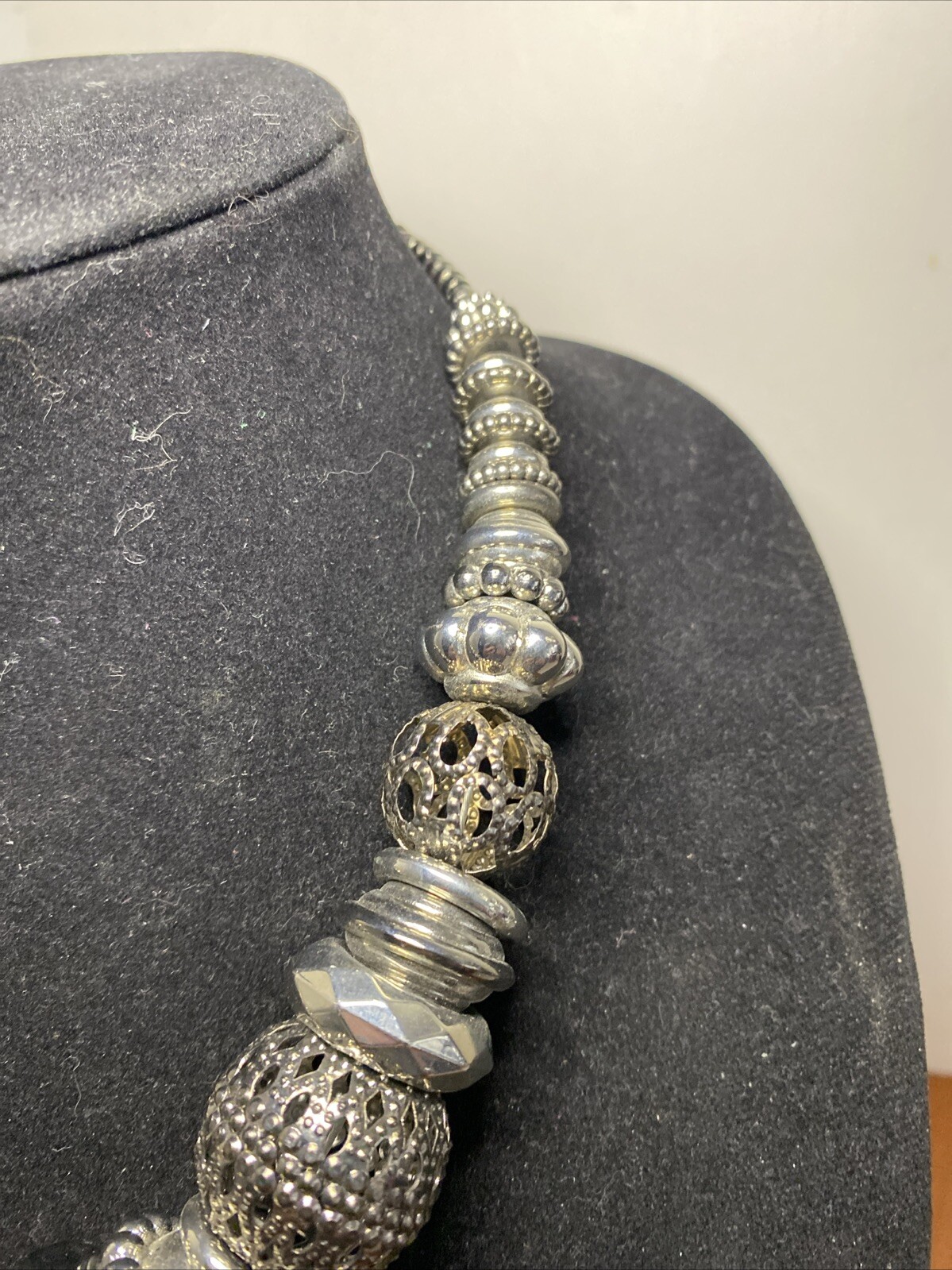 Bold Elements Chunky Silver & Black Necklace - image 7