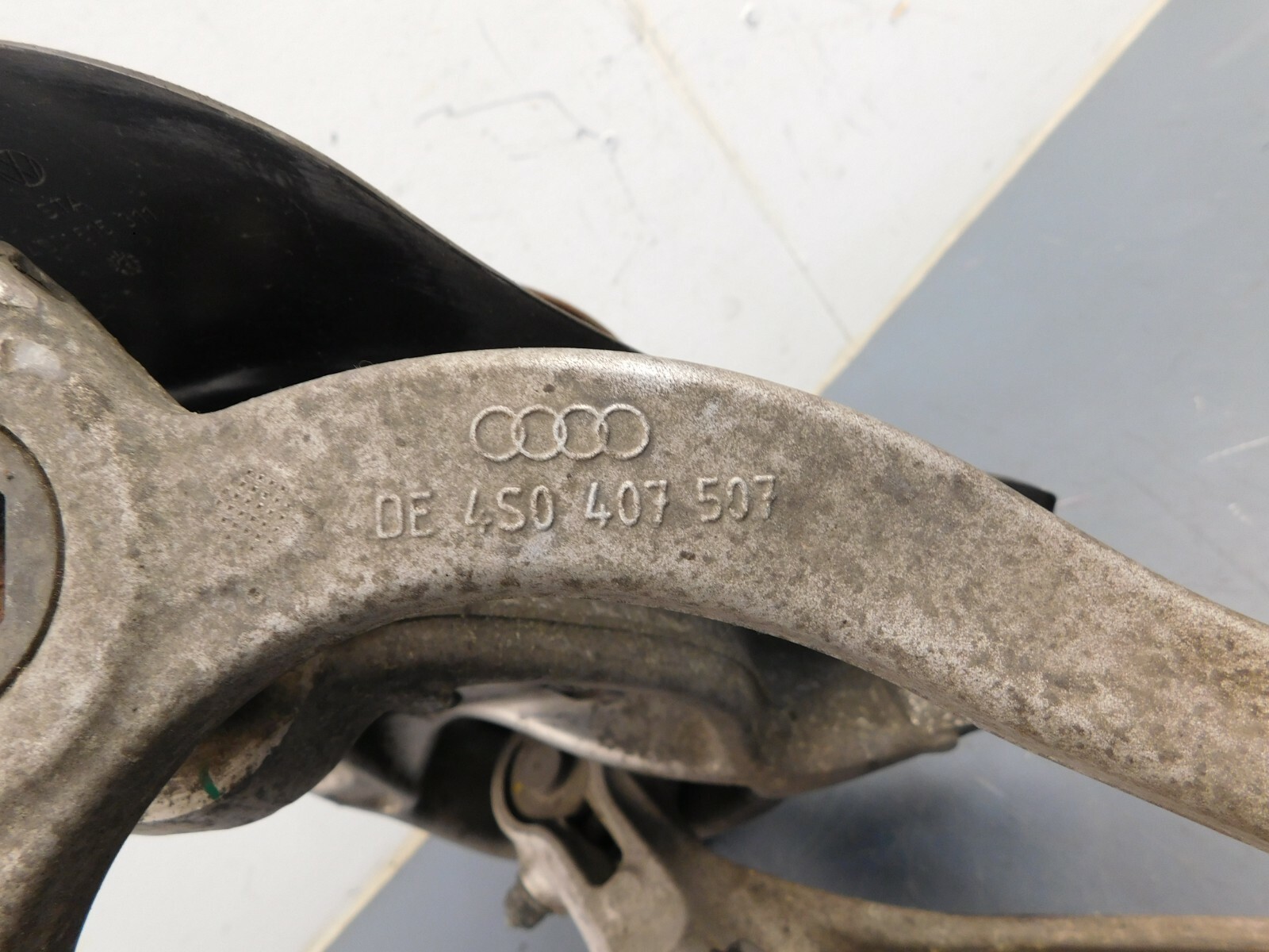 2017 18 19 20 Audi R8 V10 Left Front Hub Knuckle Control Arms - Bent #3300 Q1