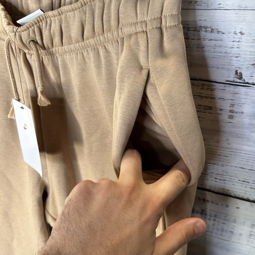 New Nike Essential Fleece Curve Cropped Sweatpants Loose Fit (DD5636-200) Small - Picture 4 of 13