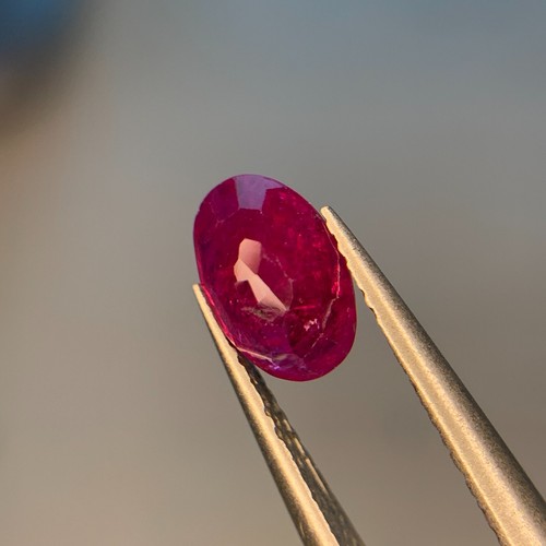 GGI Certified Natural Ruby Loose Gemstone oval shape 1.55 carat From Afghanistan - Picture 6 of 7