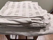 Wamsutta Grey Stripe 100 Pima Ctn Full Sheet Set Bleach Spots On Fitted Sheet
