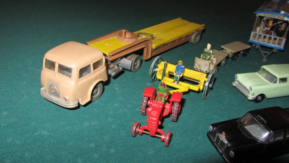 SIKU Plastik Automodelle - Rest-Sammlung - Bild 2 von 4