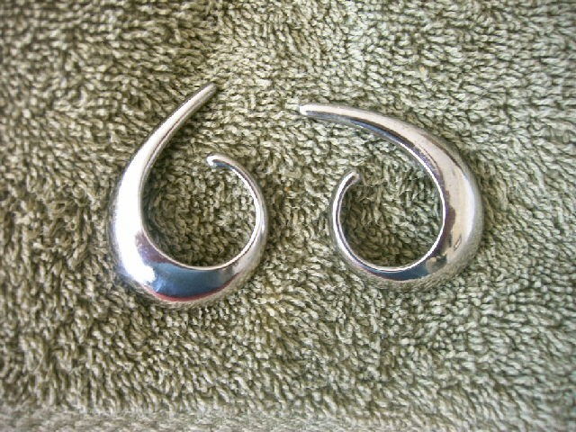 Vintage 1960's Verdome Silver Tone Cuff Non Pierced Earrings Retro Jewelry