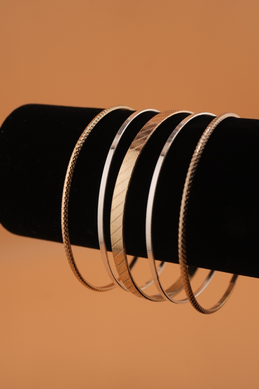 Vintage Napier mixed metal bangle bracelet set, g… - image 5