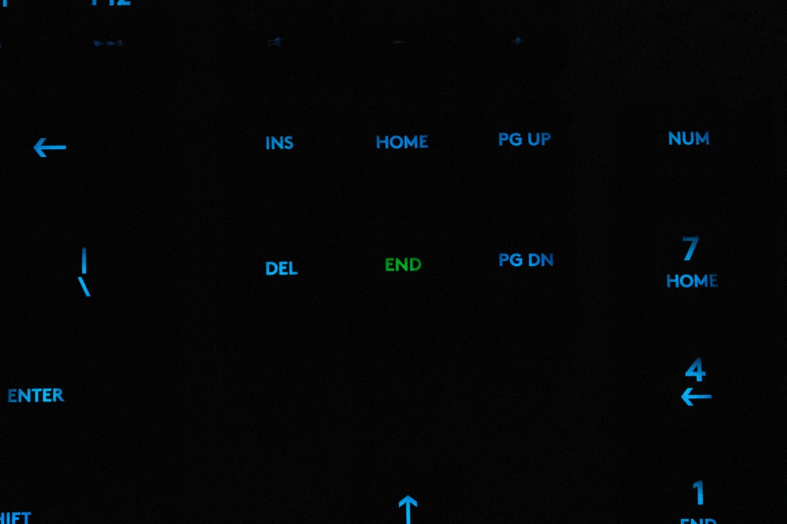 G513 Carbon Romer-G Tactile Wired Logitech 920-008860 RGB Mechanical Keyboard
