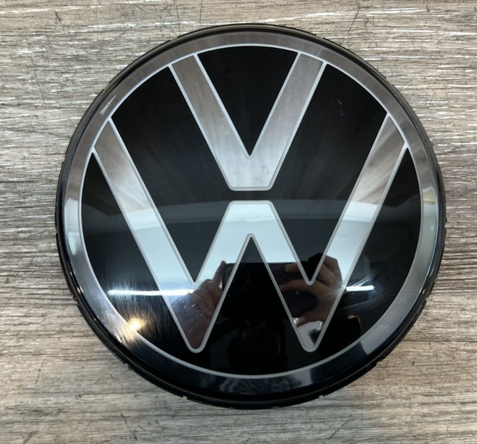 【新品】空冷VW カドロン用CSPベルクランクリンケージ（おまけ付き） 2024 VOLKSWAGEN ATLAS SPORT FRONT GRILLE EMBLEM OEM 3CN.853.600.D