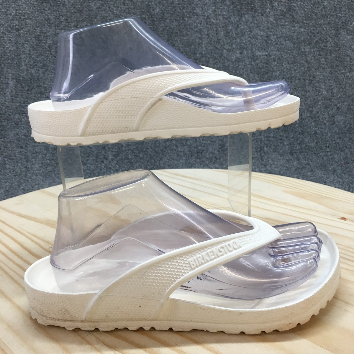 BIRKENSTOCK ホワイト サンダル 37 Birkenstock Sandal Womens 37 White Honolulu Thong Flip Flops