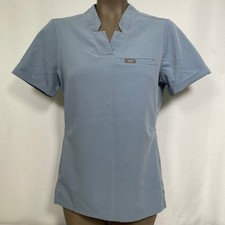 FIGS Catarina One-Pocket Light Blue Notched Scrub Top Women's SMALL