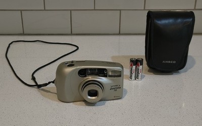Yashica Zoomate 70 Point & Shoot 35mm Film + Flash Tested Camera + Battery, Case