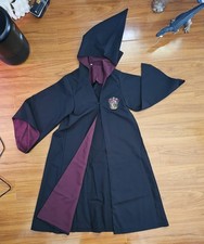The Wizarding World Of Harry Potter Gryffindor Robe Size SMALL 100 LINEN