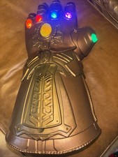 Hasbro Legends Series Avengers Thanos Infinity Gauntlet