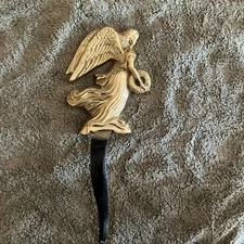 Virginia Metalcrafters Williamsburg Angel Stocking Holder