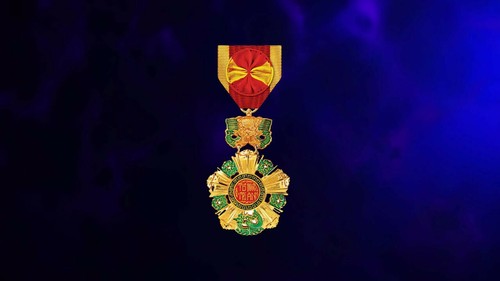 ORDEN NACIONAL 4TA CLASE CON MEDALLA ROSETA MARINES MARINA EJÉRCITO FUERZA AÉREA - Imagen 3 de 8