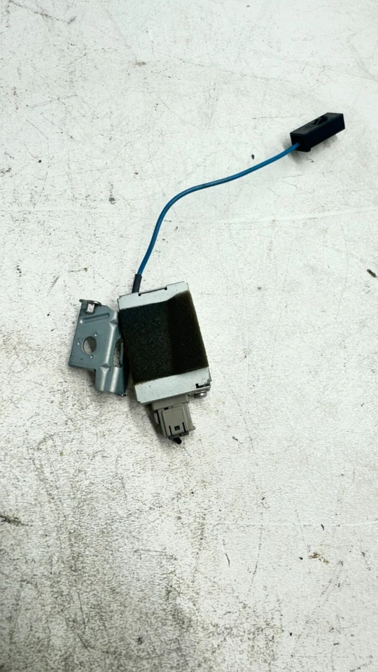 Amplificador de antena de audio de radio Nissan Altima 2011-2018 AMP 28231-3TA0B OEM Foto 3 de 4