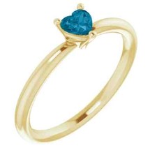 Anillo solitario corazón topacio azul Londres natural oro amarillo 14K