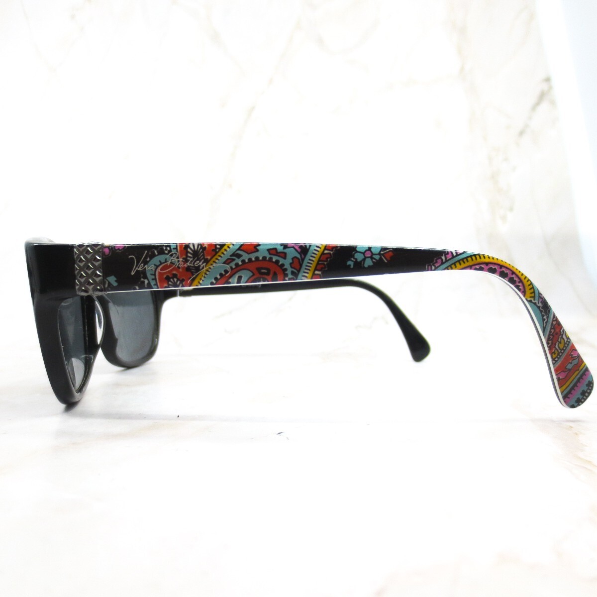 Vera Bradley Sunglasses Frame Women display picture 2