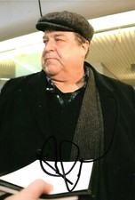 John Goodman Autogramm signed 10x15 cm Bild
