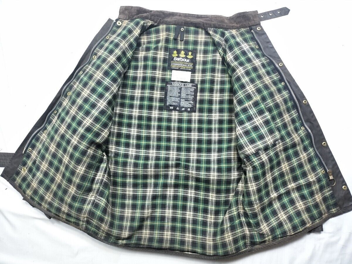 Barbour Oiled Cotton Jacket 90s Vintage NATO Made in England Barbour Oiled Cotton Jacket 90s Vintage NATO Made in England