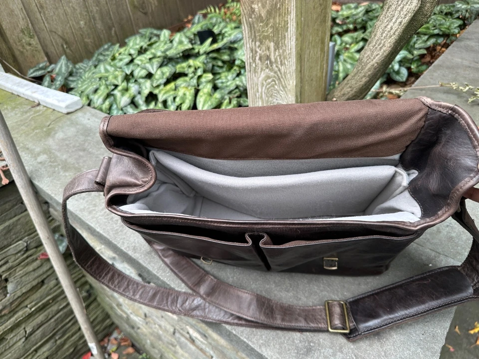 Bolso para cámara ONA The Brixton - Cuero coñac antiguo - ligeramente usado Foto 3 de 4