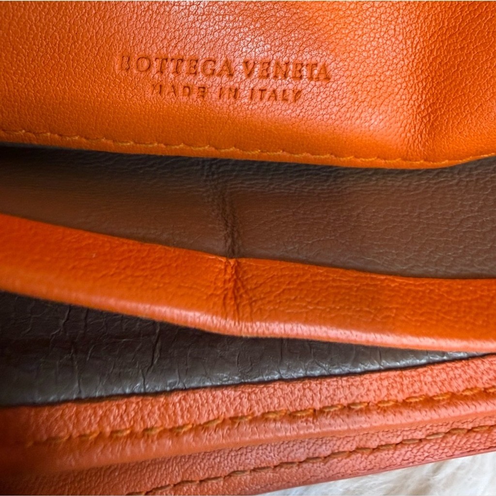 BOTTEGA VENETA INTRECCIATO CONTINENTAL LONG WALLET IN ORANGE thumbnail 10