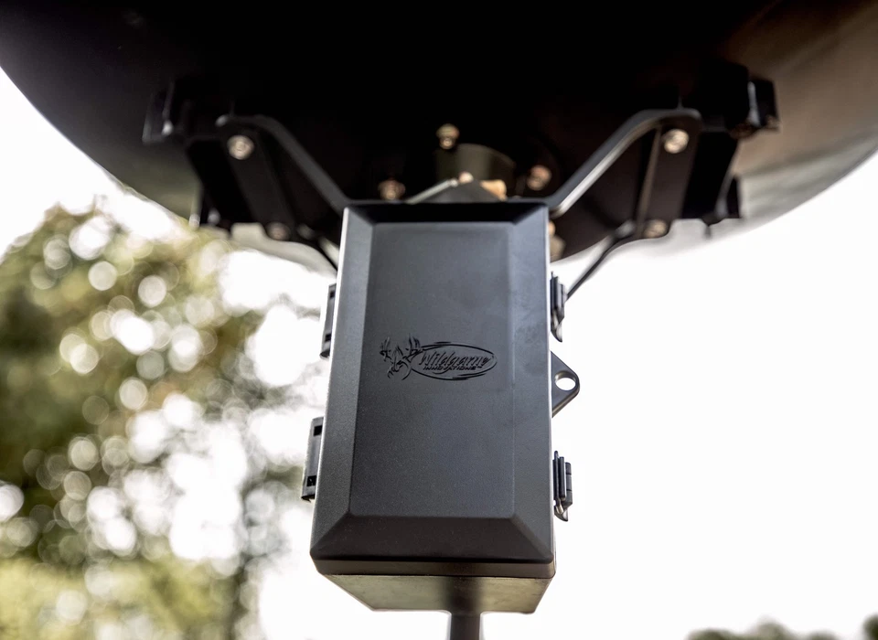 Wildgame Innovations 6V Plastic Power Control Unit for Feeder - Image 2 of 4