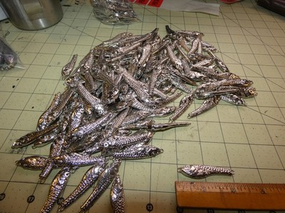25 fishing bulk jigs lures 3/4oz anchovy diamond vertical jigging no hooks