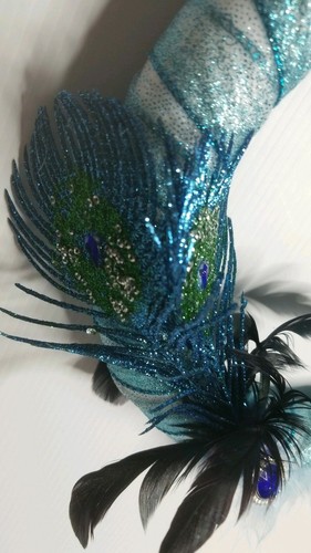 HANDMADE PEACOCK WREATH - Picture 6 of 6