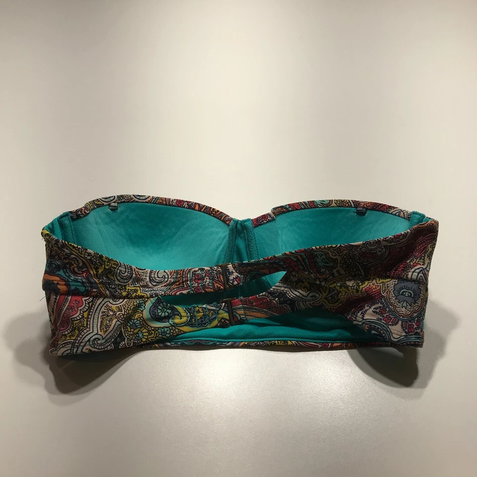 Conjunto de bikini Knox Rose para mujer talla mediana/grande estampado cachemir sin correas parte superior e inferior Foto 3 de 4