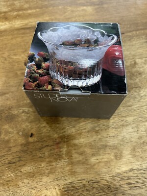 Mikasa Studio Nova Winter Rose Etched Crystal Potpourri Vase