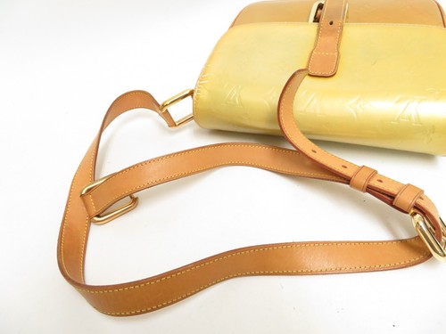 Authentic Louis Vuitton Monogram Vernis Christie GM Shoulder Bag #40410 - 第 14/22 張圖片