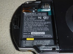 BLACK SONY PLAYSTATION PORTABLE PSP-2001 SYSTEM W EARBUDS CHARGER HARD CASE