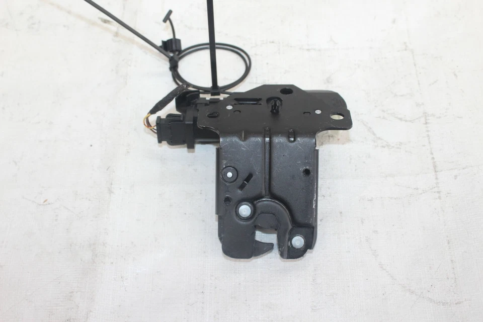 Audi TT 8J 2009 cupé #156 2,0 L portón trasero escotilla maletero pestillo bloqueo actuador Foto 4 de 4