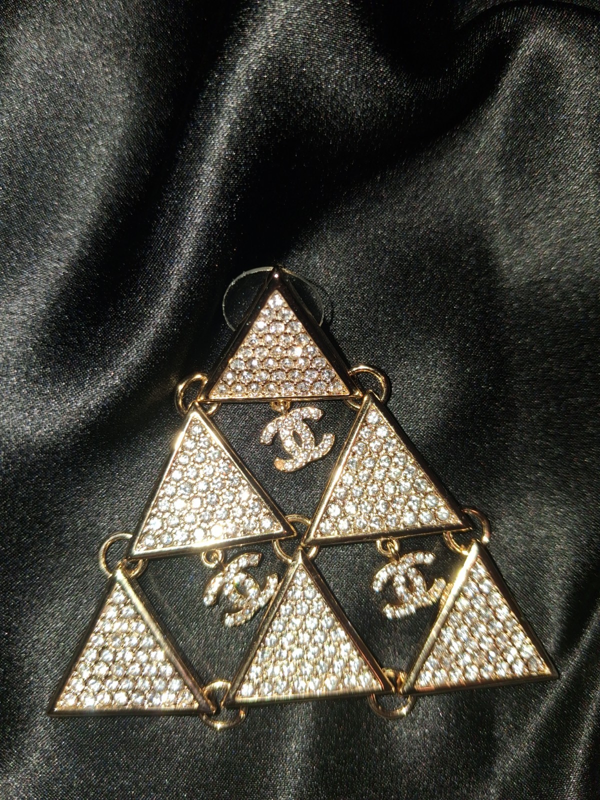 LARGE! CHANEL AUTHENTIC Pyramid Dangle CRYSTAL Go… - image 2