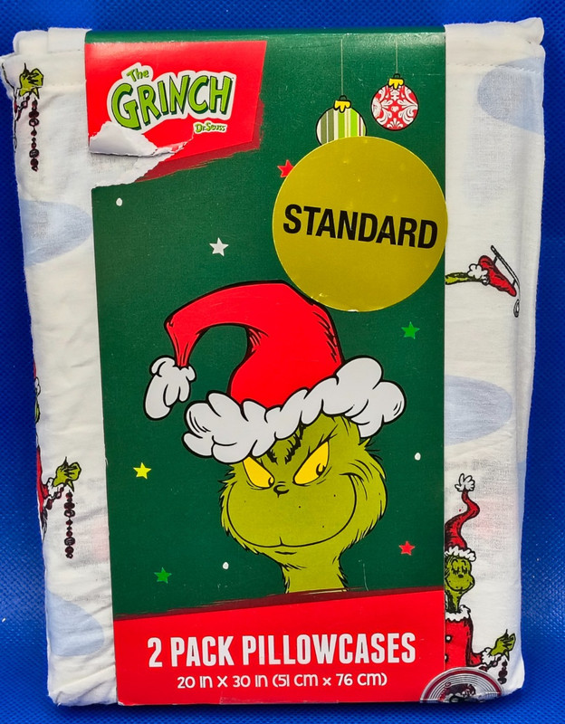 Franco Manuf. Dr. Seuss The Grinch Skating Set 2 Standard Pillowcases
