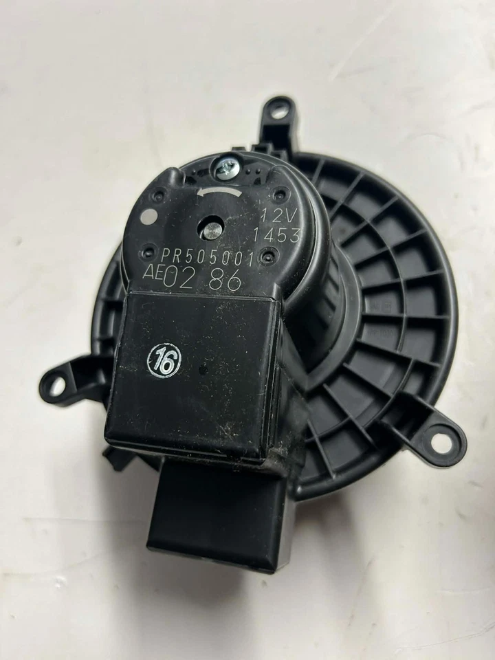 Motor soprador traseiro Motorcraft MM-970 HVAC para Ford Expedition Lincoln Navigator - Imagem 2 de 2