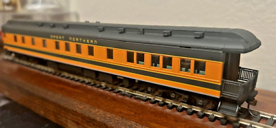 GREAT NORTHERN ''HEAVYWEIGHT'' LOUNGE OBS TAIL CAR- HO Scale -INTERIOR NEW OOP