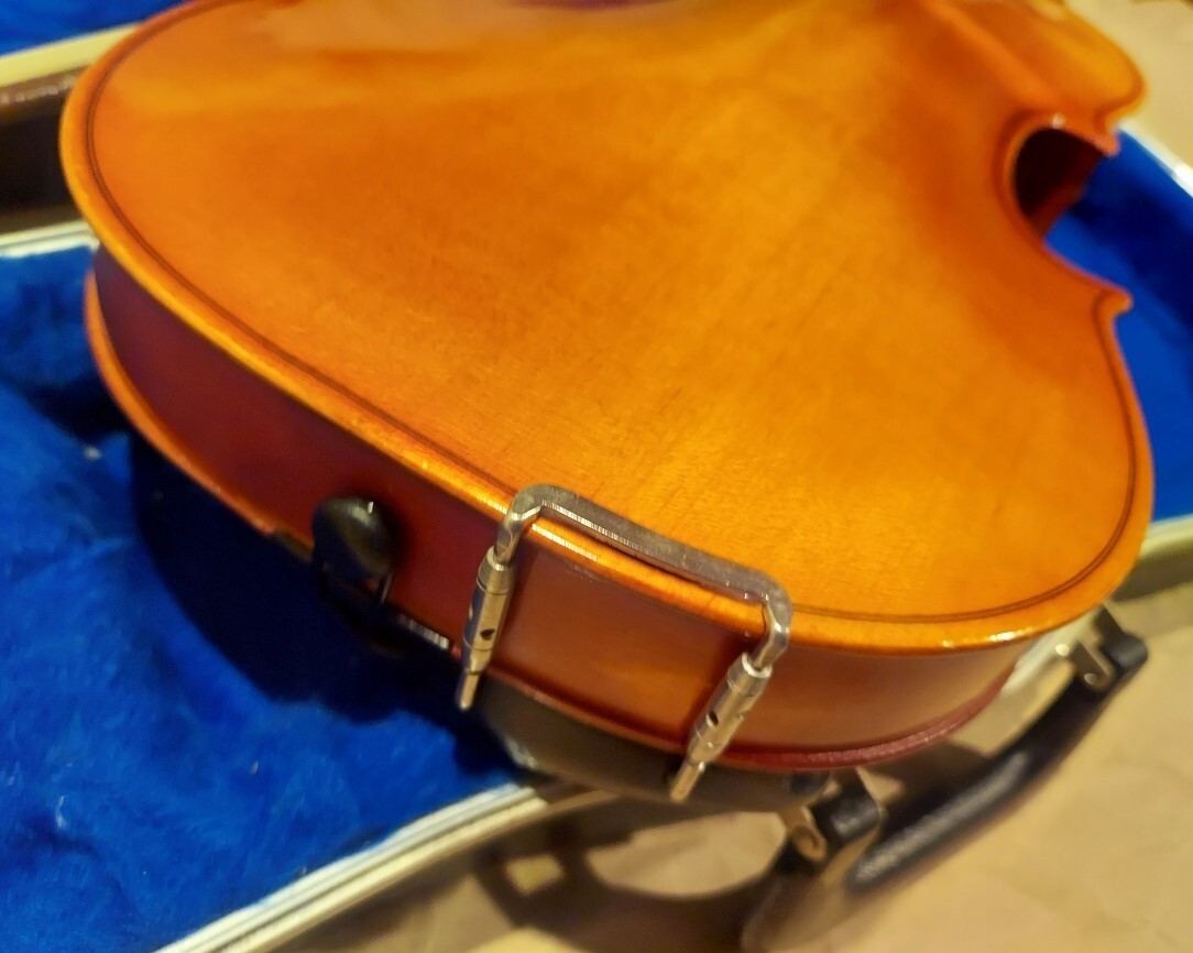 Masakichi Suzuki No. 9044 size 4/4 Violin, Japan, Case & Bow