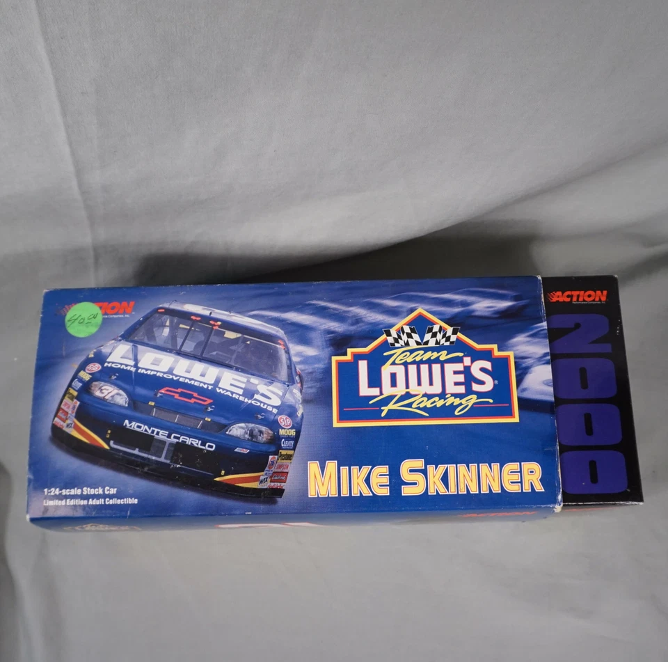 Mike Skinner #31 Team Lowe's Racing 2000 Monte Carlo 1:24 Stock Car NASCAR Foto 2 de 4