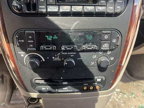2001 - 2003 Chrysler town & Country Heater A/c Control Front Dash Mounted